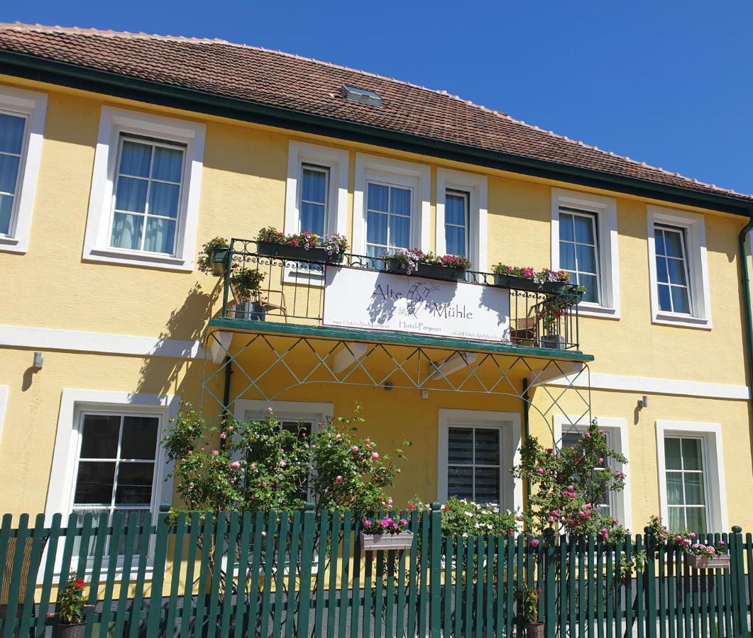 Hotel Pension Alte Muehle Klosterneuburg Ngoại thất bức ảnh