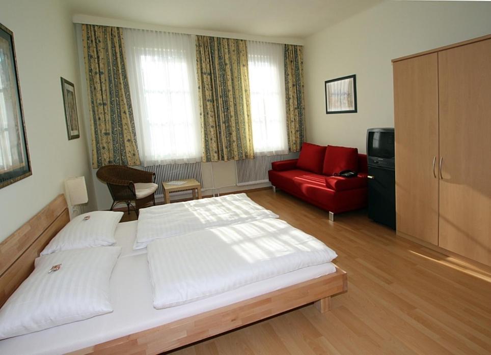 Hotel Pension Alte Muehle Klosterneuburg Ngoại thất bức ảnh